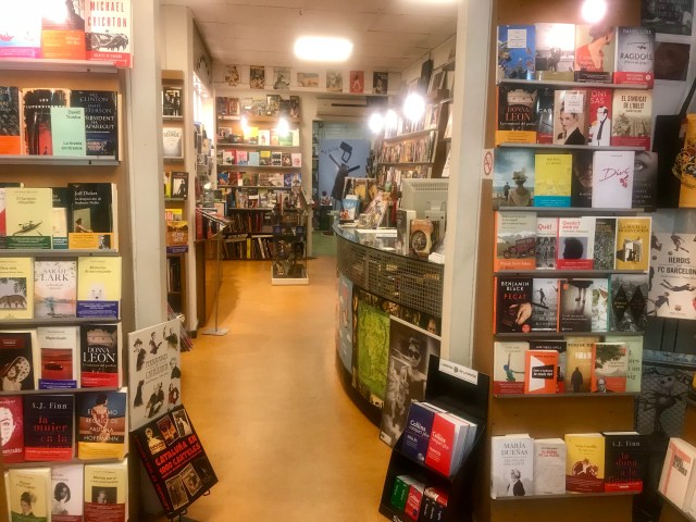 FOTO LLIBRERIA 14 MAGAZINE