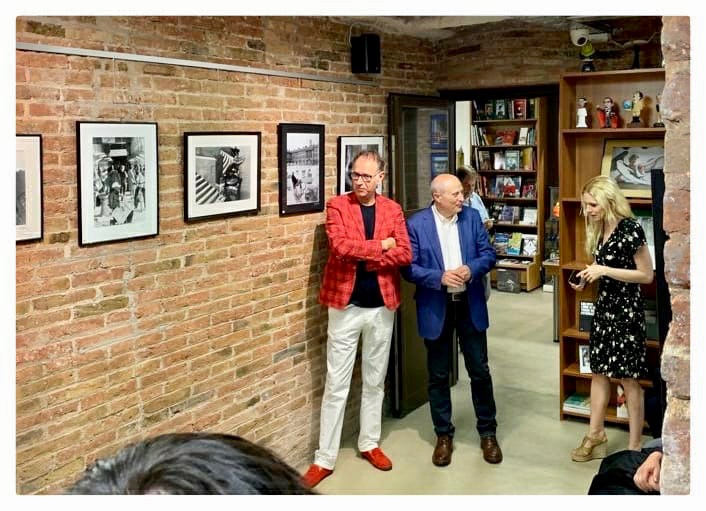 6ef34bda-01e6-4348-8285-f96acde6f878